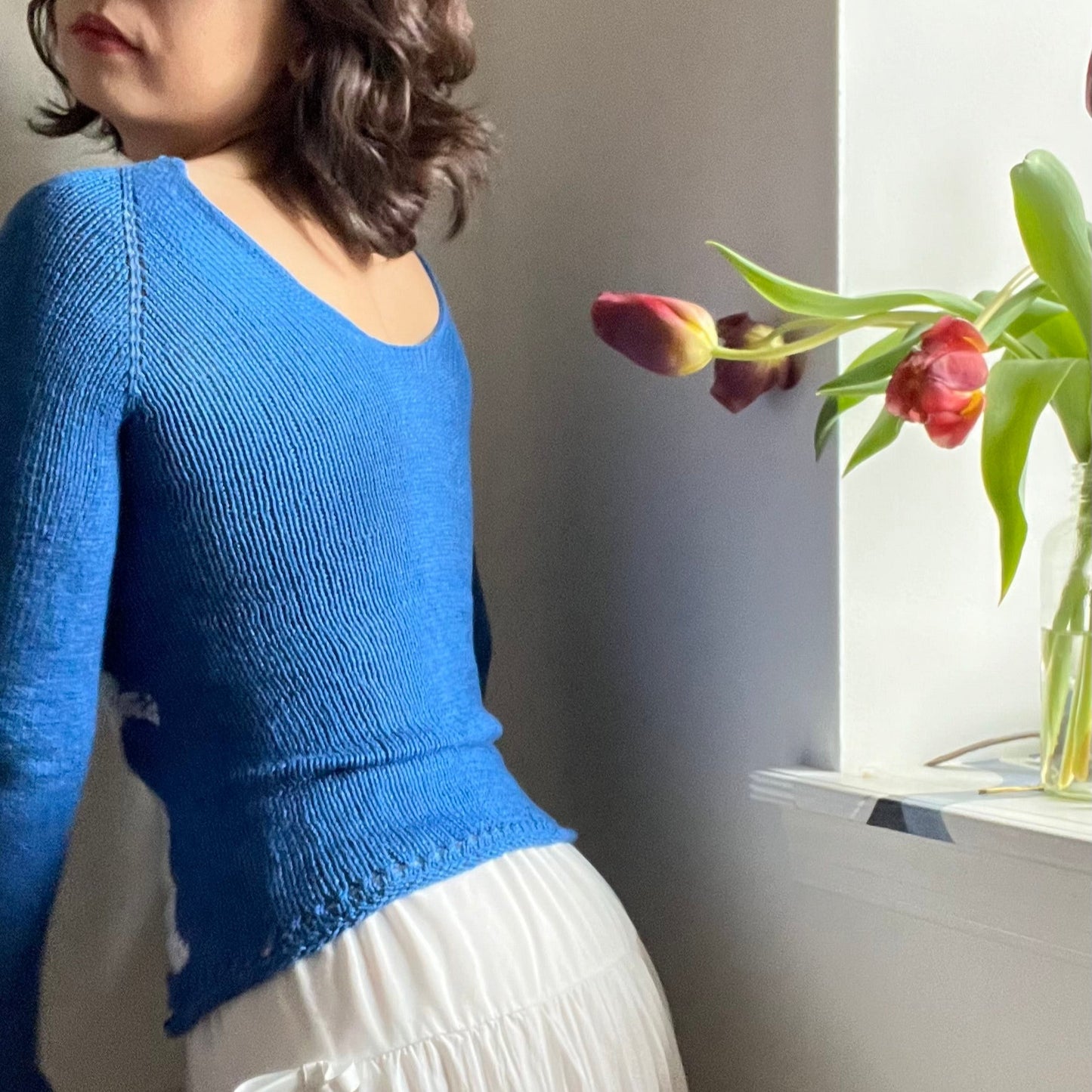 BLUE KITTEN TOP
