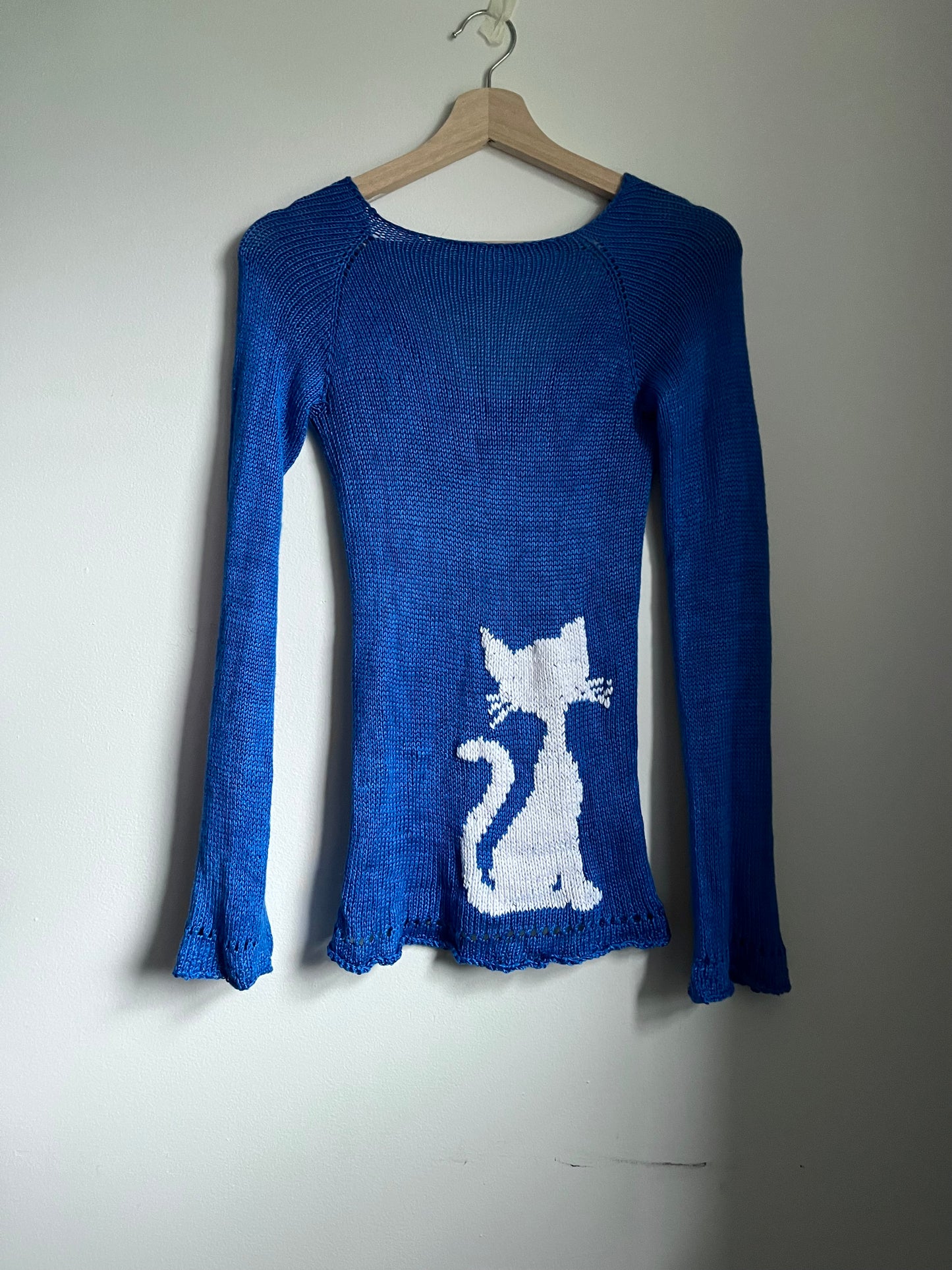 Kitten top
