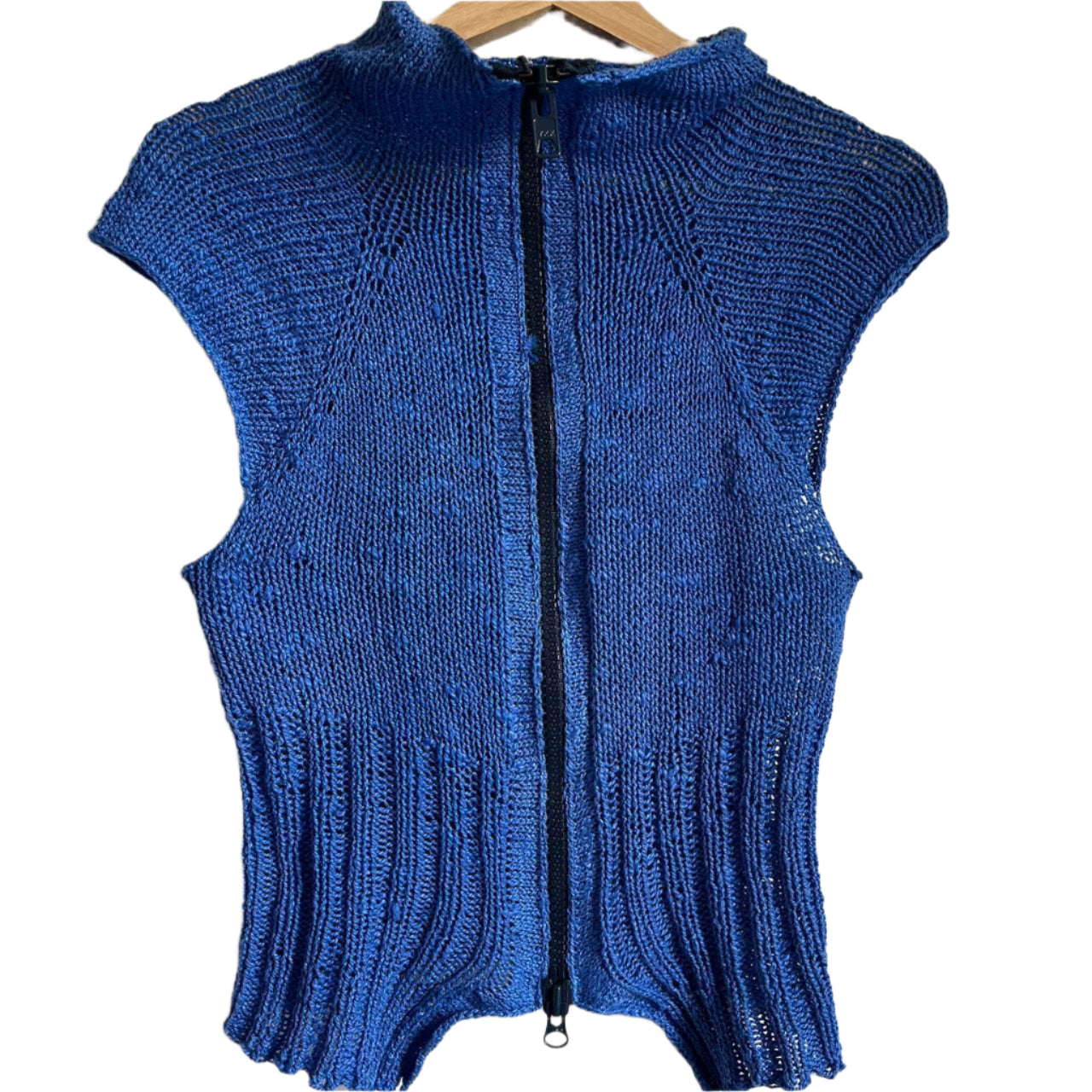 GREEK BLUE ZIPPER TOP