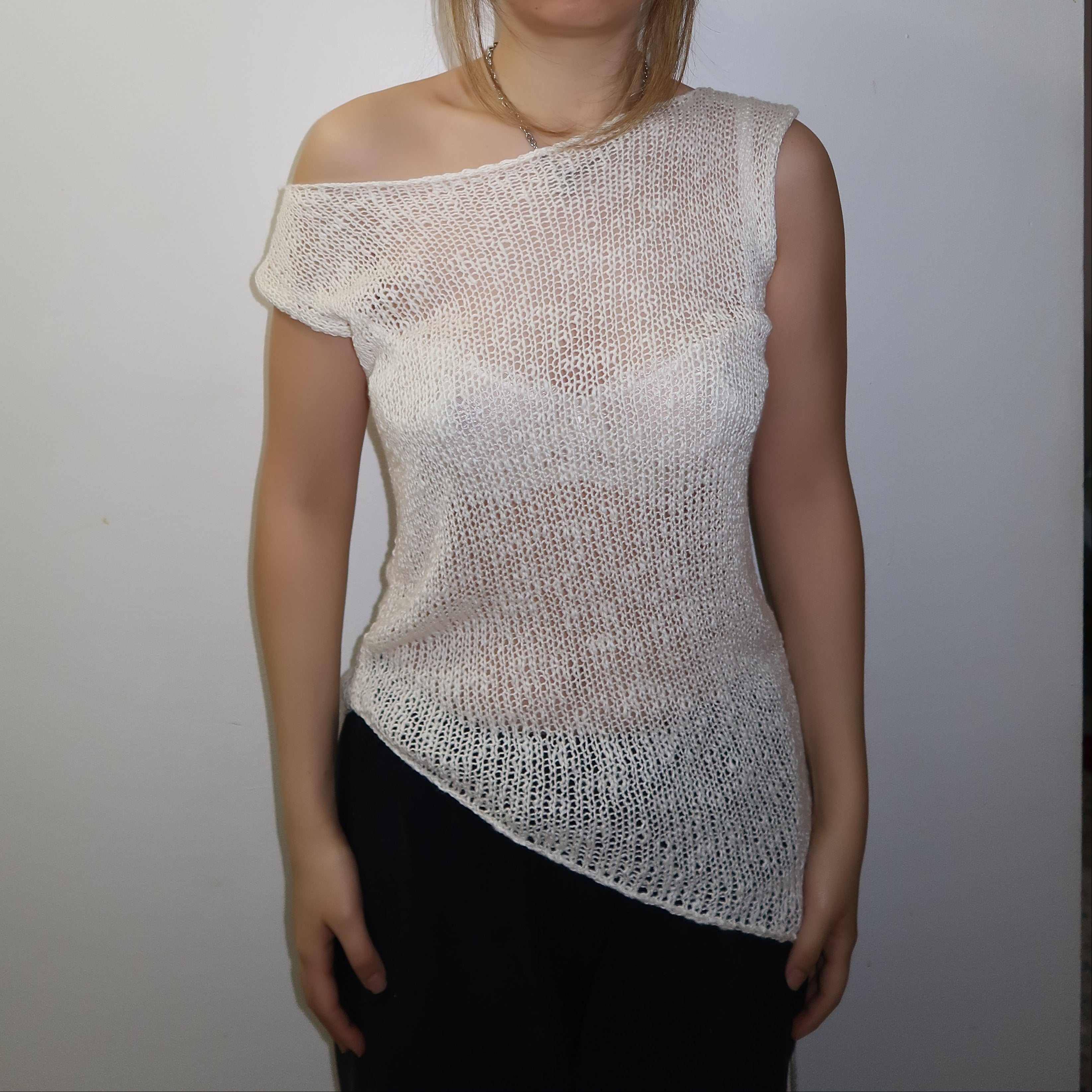 VENUS TOP
