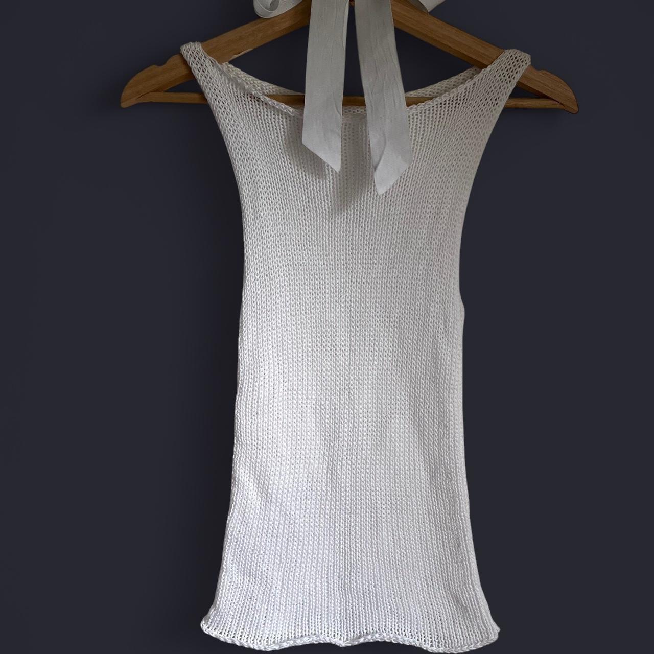BASICS-WHITE TANK TOP