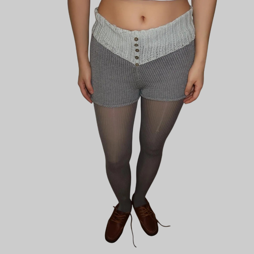 LIZ FOLD OVER SHORTS