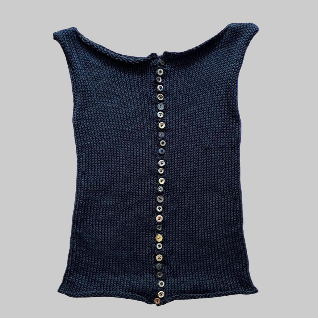 NIKKI BUTTON TOP