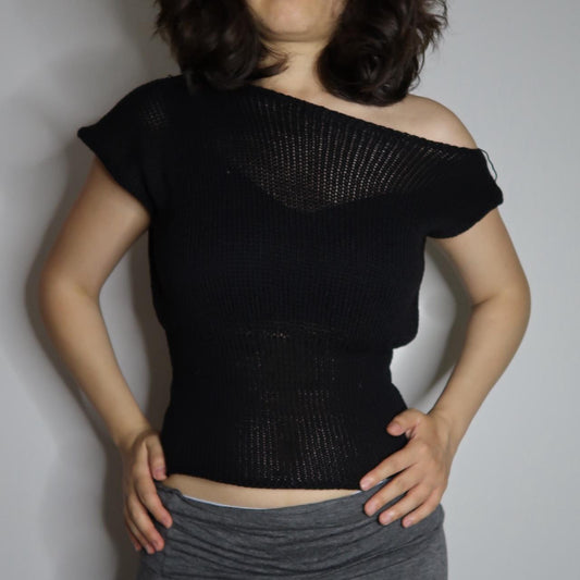 KYLIE TOP (Saori)